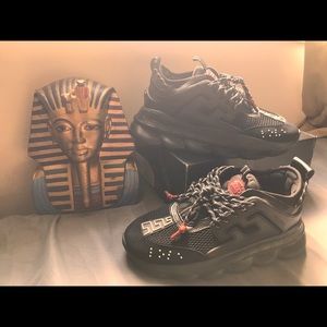 Versace Chain Reaction Black
